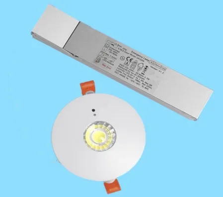 Lampu turun Kepanikan Lampu darurat Lampu tanda keluar 3 jam IP65 Baterai Shopping Workshop Mall 8